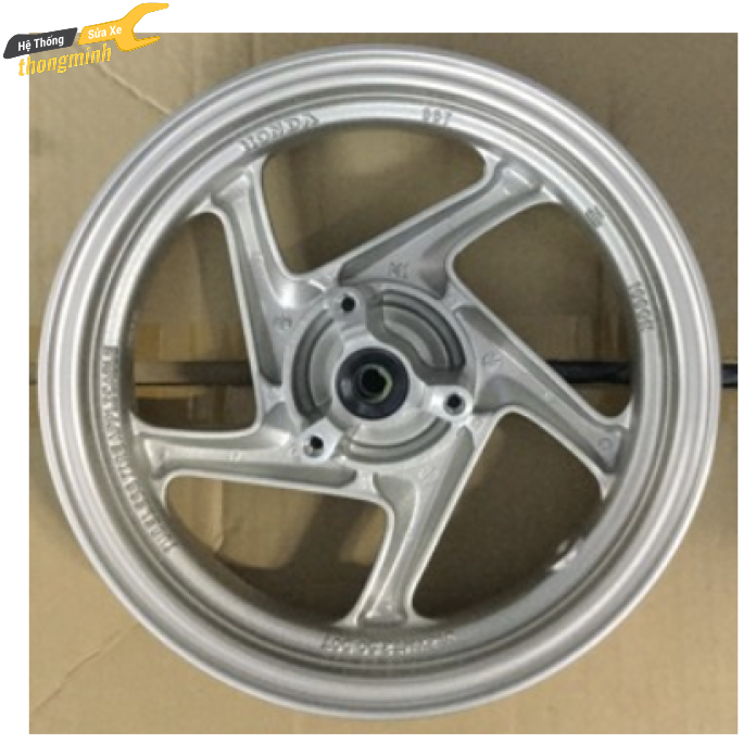 Bánh mâm sau AB125cc